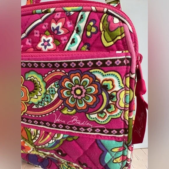 Vera Bradley Pink and Green Quilted Crossbody Bag - Picture 10 of 12